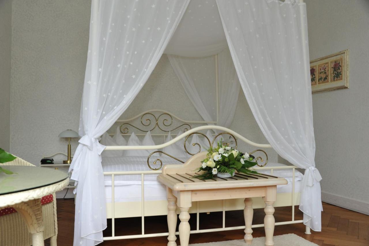 Villa Sophienhoehe Kerpen  Dış mekan fotoğraf