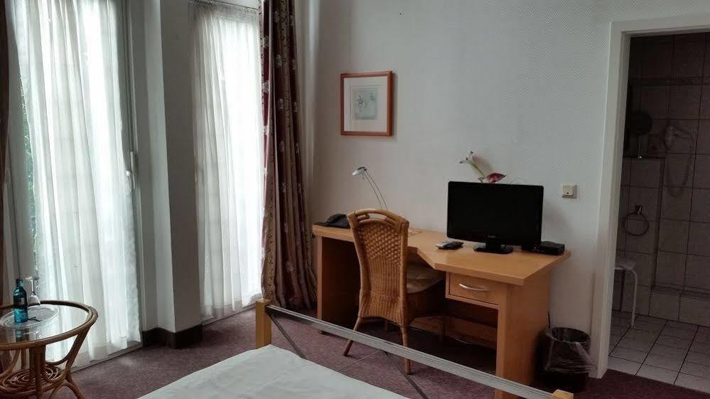 Villa Sophienhoehe Kerpen  Dış mekan fotoğraf